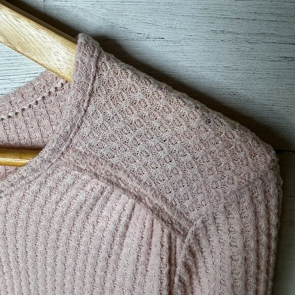 By Anthropologie Top Womens Size Small Pale Pink Waffle Knit Henley Thermal - Picture 10 of 16